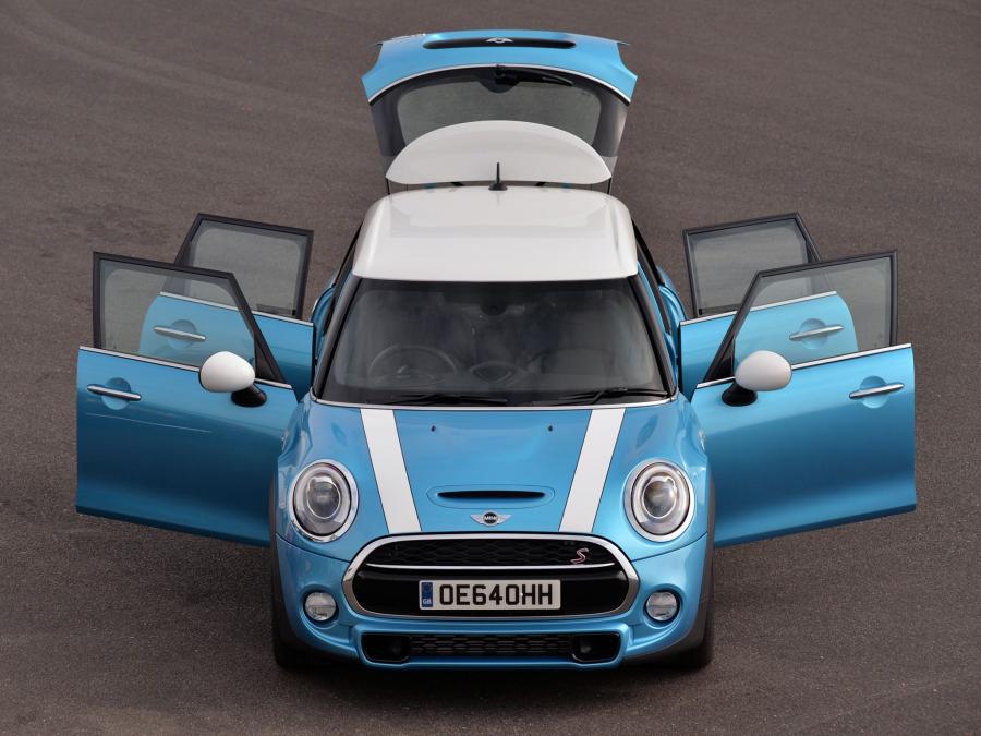  Mini Cooper SD 5-Door 2014 года  (UK) (фото 6 из 35)
